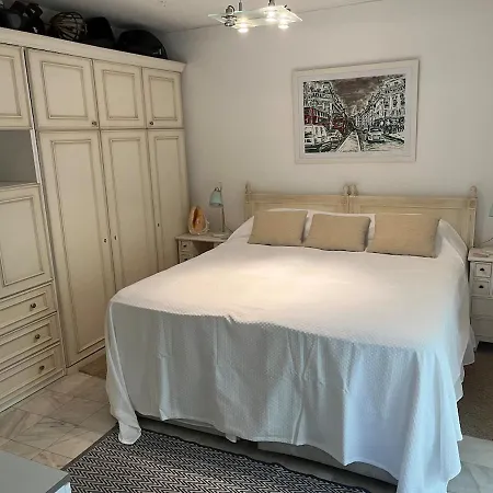 Vale Do Lobo 5 Bed With Large Pool Overlooking Golf Course